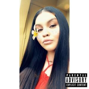 Meet your Posher, Karina